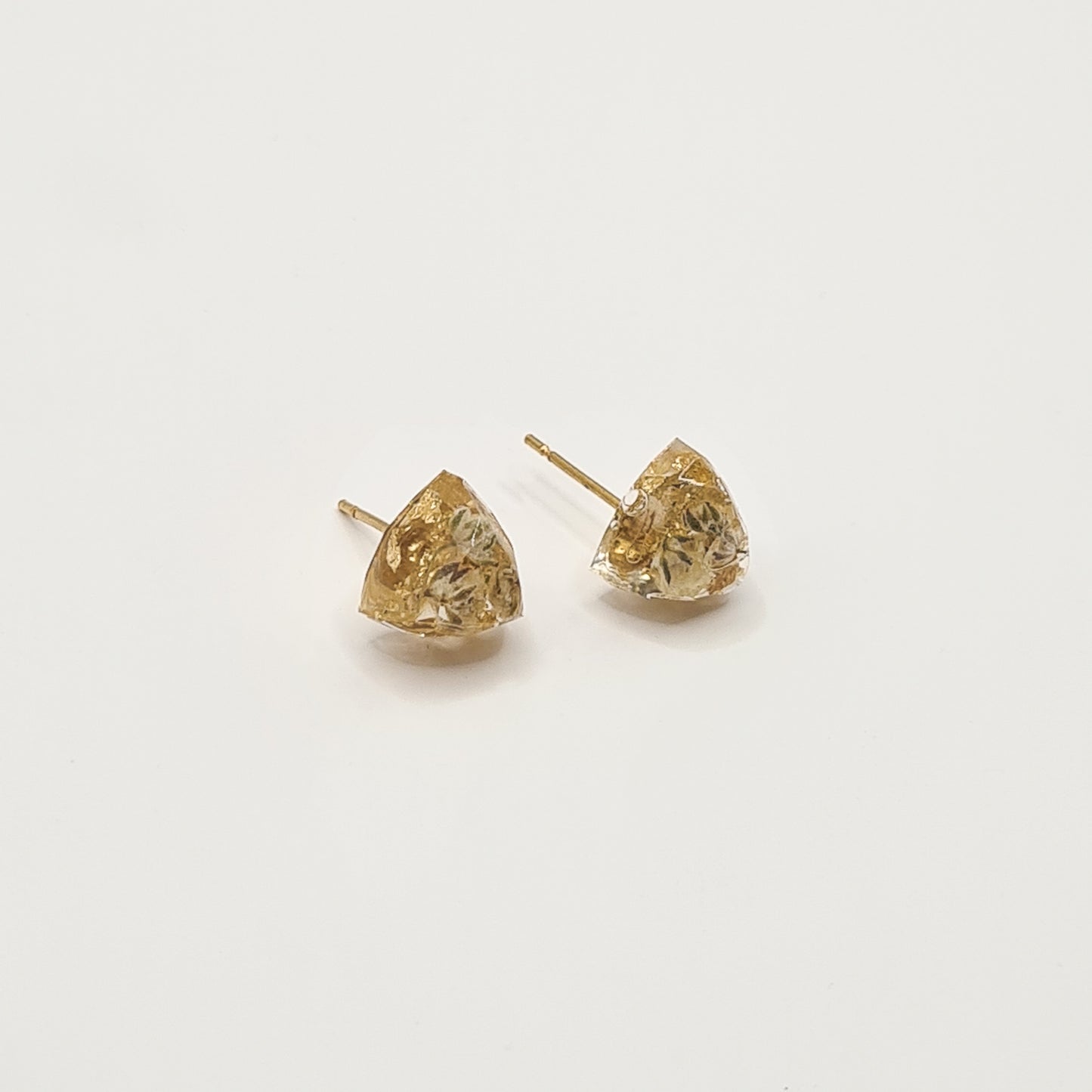 Flora Neutra Den Haag Diamond Stud Earrings